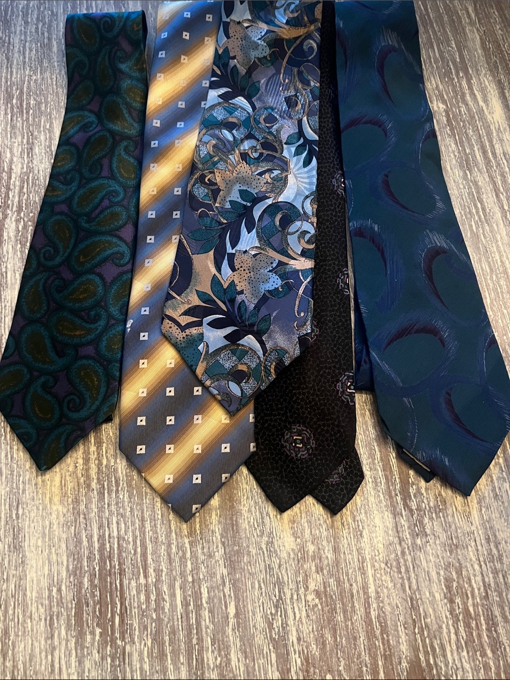 5 Men's Blue & Teal Patterned Necktie Collection ASSORTED PATTERNS AND BRANDS.